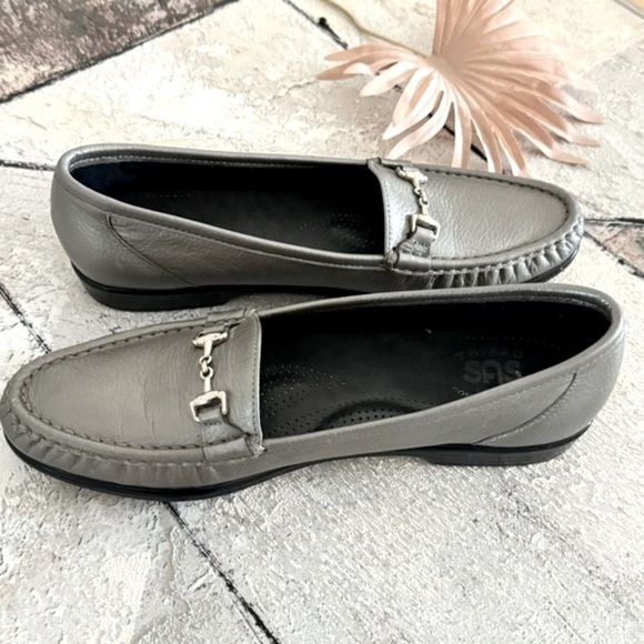 SAS Tripad Comfort Metro Womens Gray Leather Loafers Horse Bit Sz 9.5 S Narrow - Picture 3 of 14